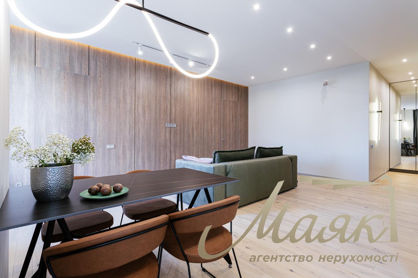 Продаж 3х-кімнатної квартири 86 м2 в ЖК "ЖК RESIDENT Concept House" Володимирська 86а, Київ