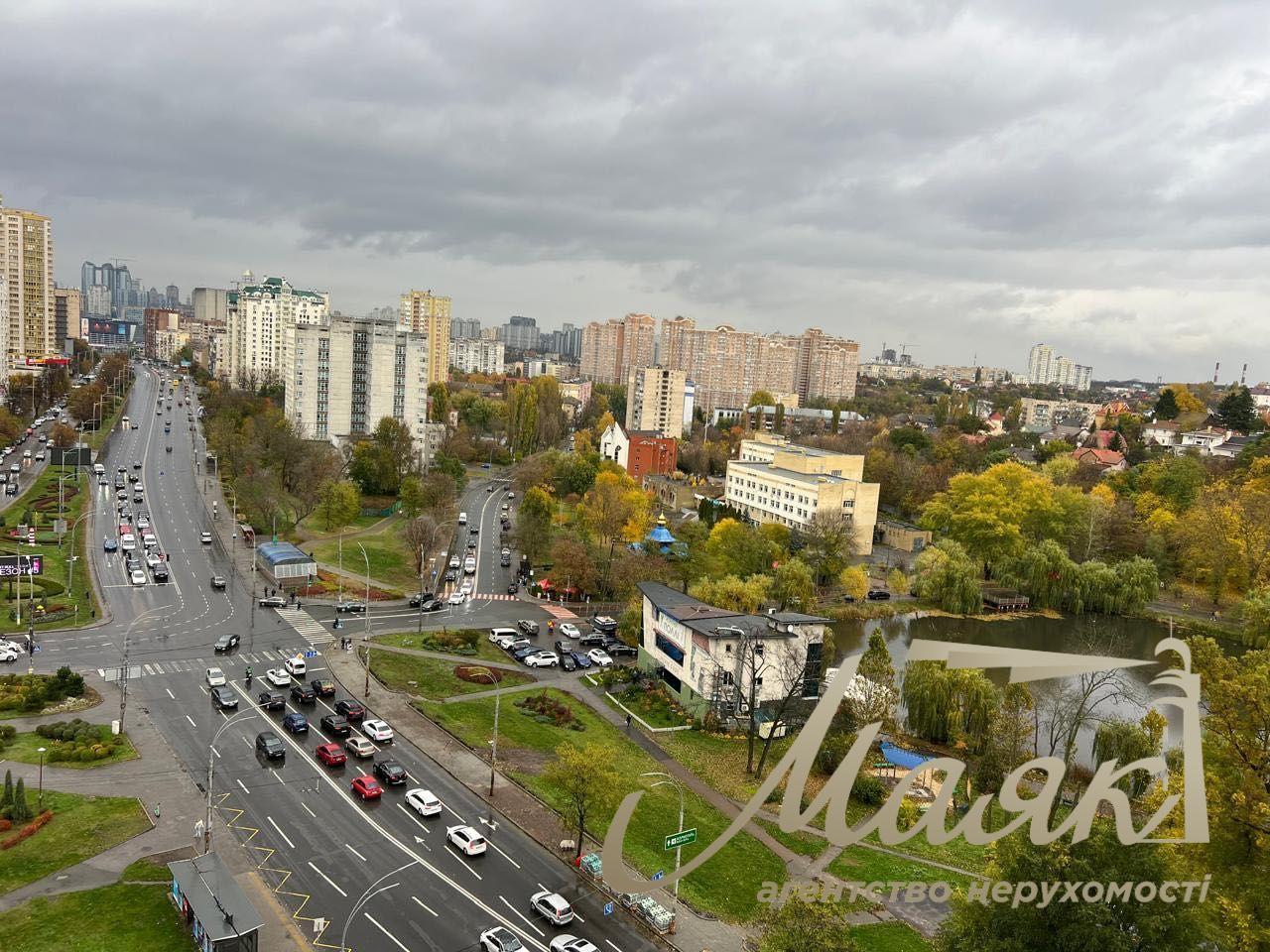 Продажа 2к. квартиры 65 кв.м в ЖК White Lines, просп. Голосеевский