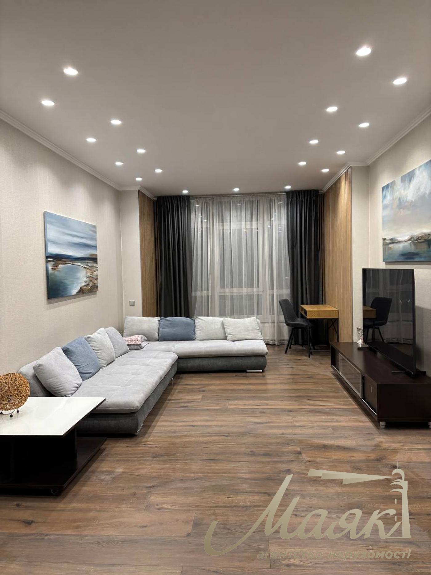 Rent 2-bedroom apartment 85m2 LCD Novopecherskie Lipki str. Andrey Verkhoglyada