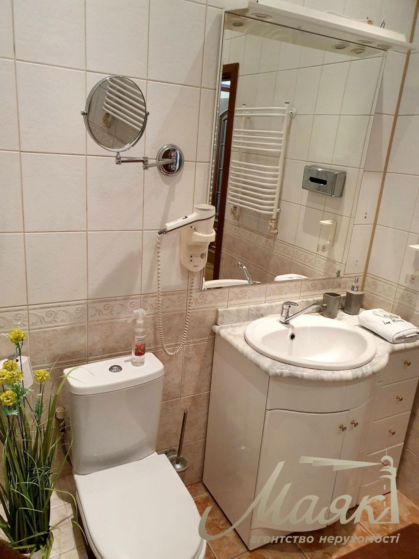 Аренда 2-комнатной квартиры 55м2, ул.Бориса Гринченко, метро Майдан Независимости