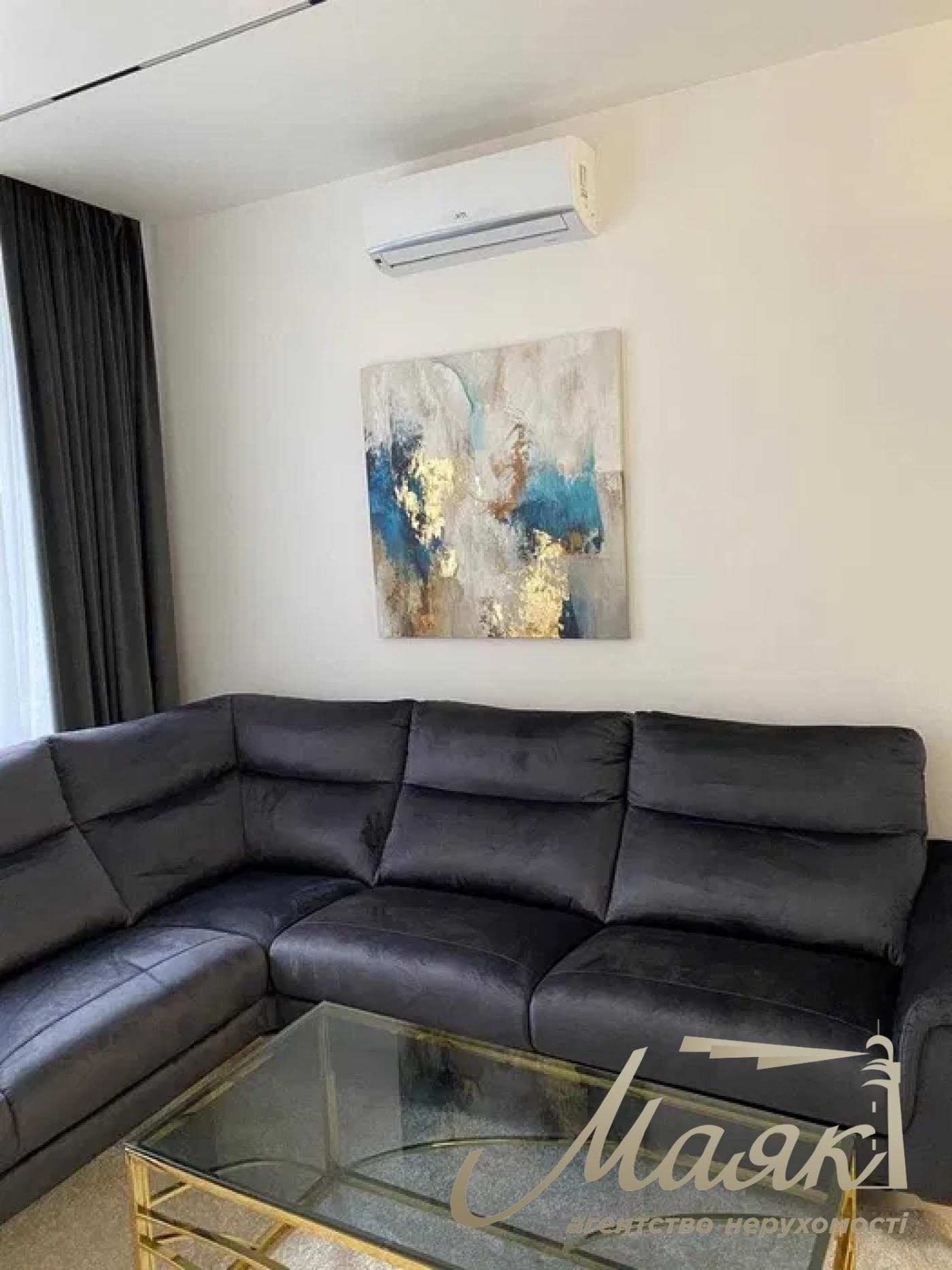 Оренда 3-кімнатної квартири в ЖК Ярославів Град, 82м², Львівська площа, Центр, Київ