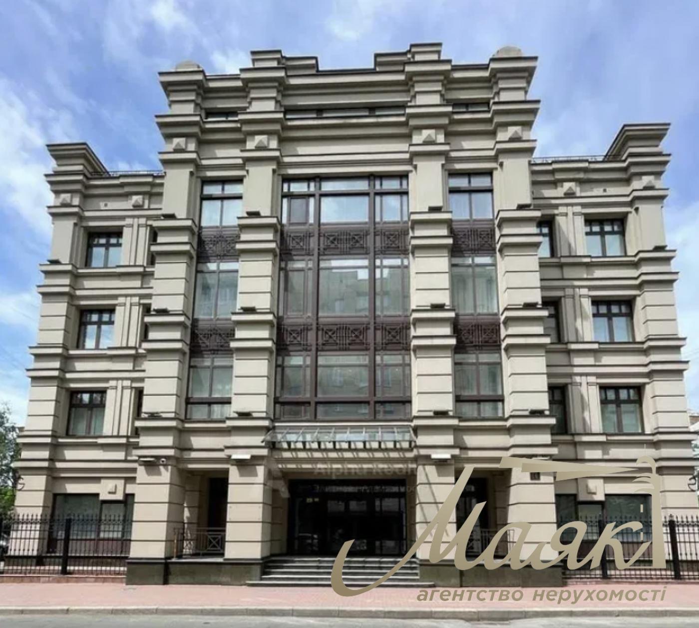 Rent of a building on Pechersk, Nemirovich Danchenko St.