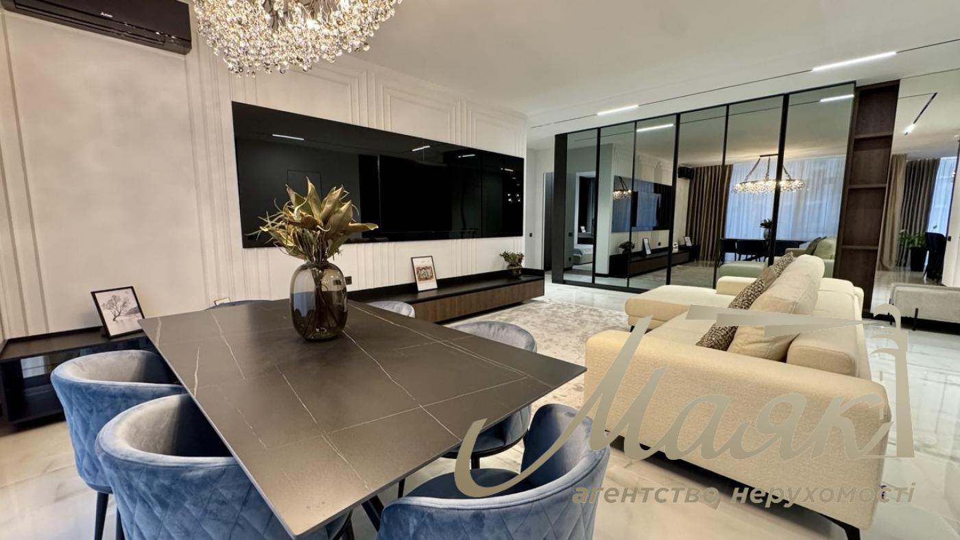 Продажа 3к квартиры 114 м2, ЖК Бульвар фонтанов, Печерск, Киев