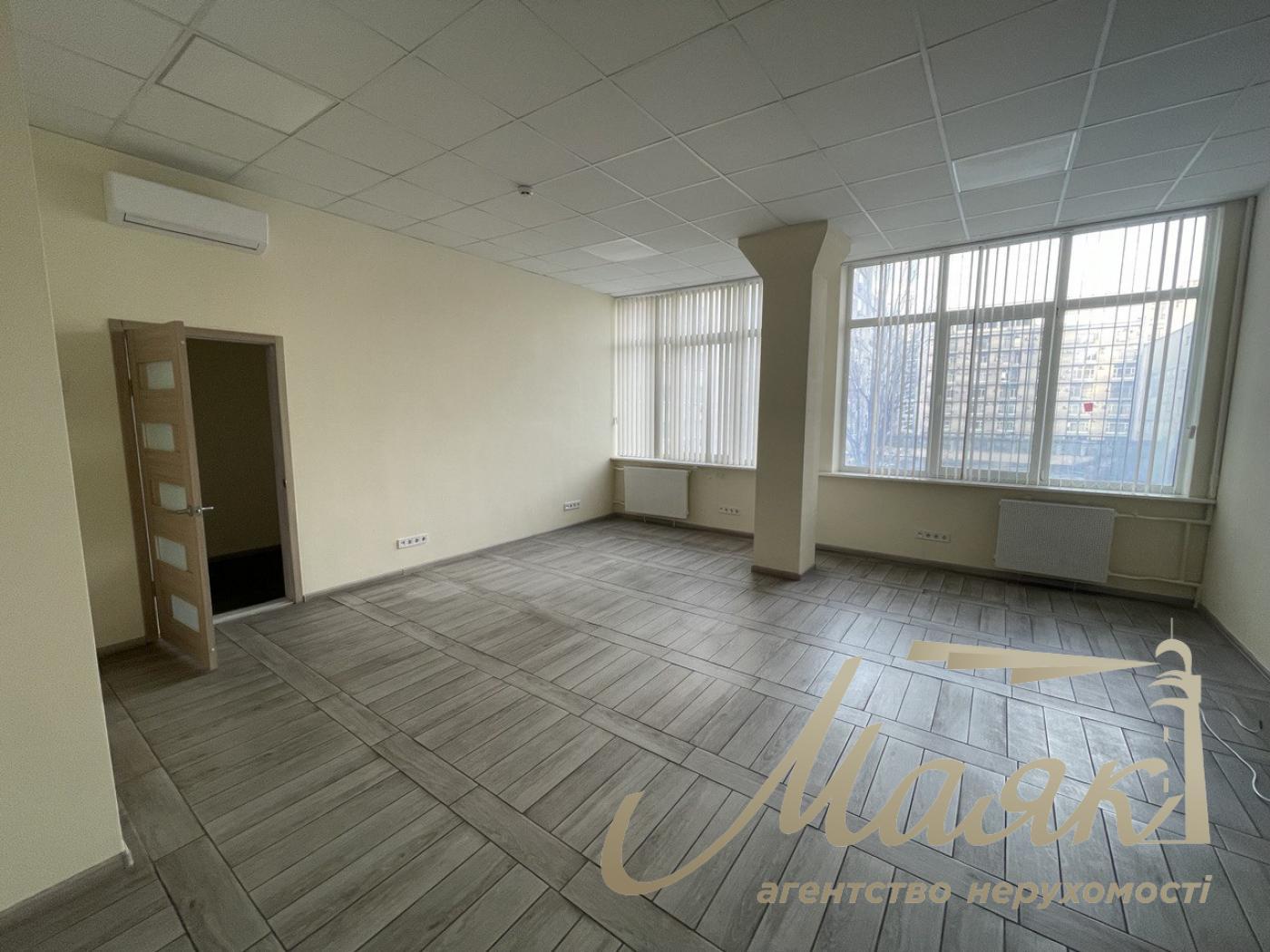 Оренда офісного приміщення 140м2 біля метро Печерська