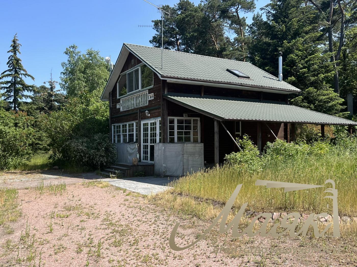 Sale of a plot with access to the Dnieper river. Kozin village. Dam