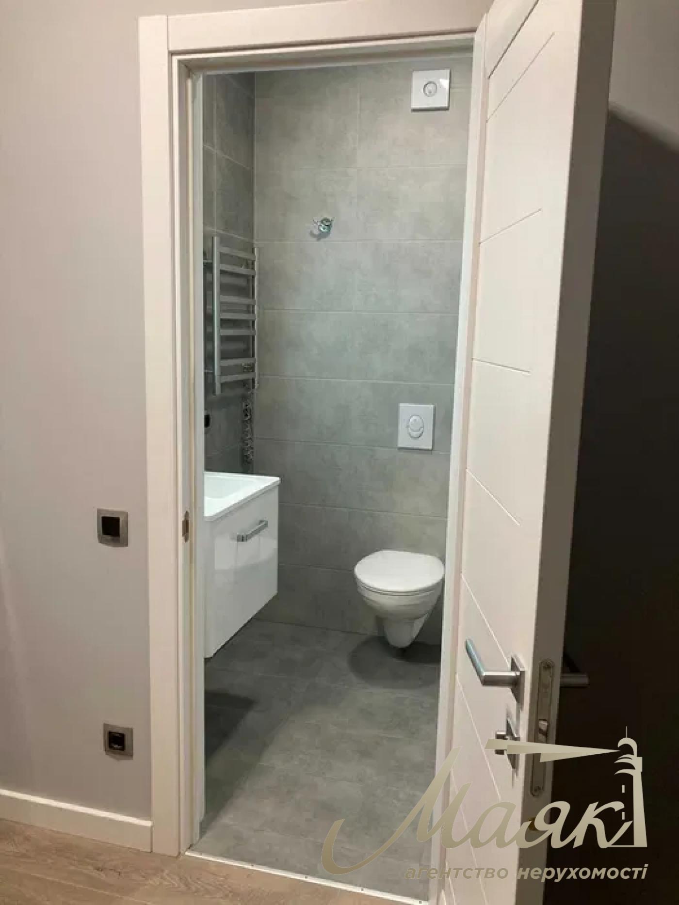 Sale of 2-room apartment, 70m2, residential complex Seven