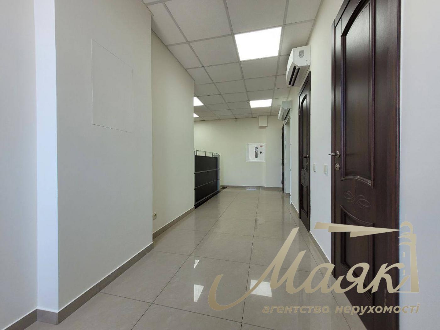 Office for rent 340m2 on Podol, Spasskaya street, 5, Kiev