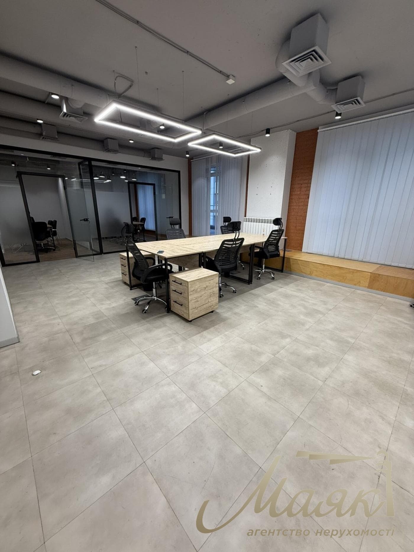 Rent a private office in the Delmar residential complex at 4-B Verkholyada Street, Pechersky District.