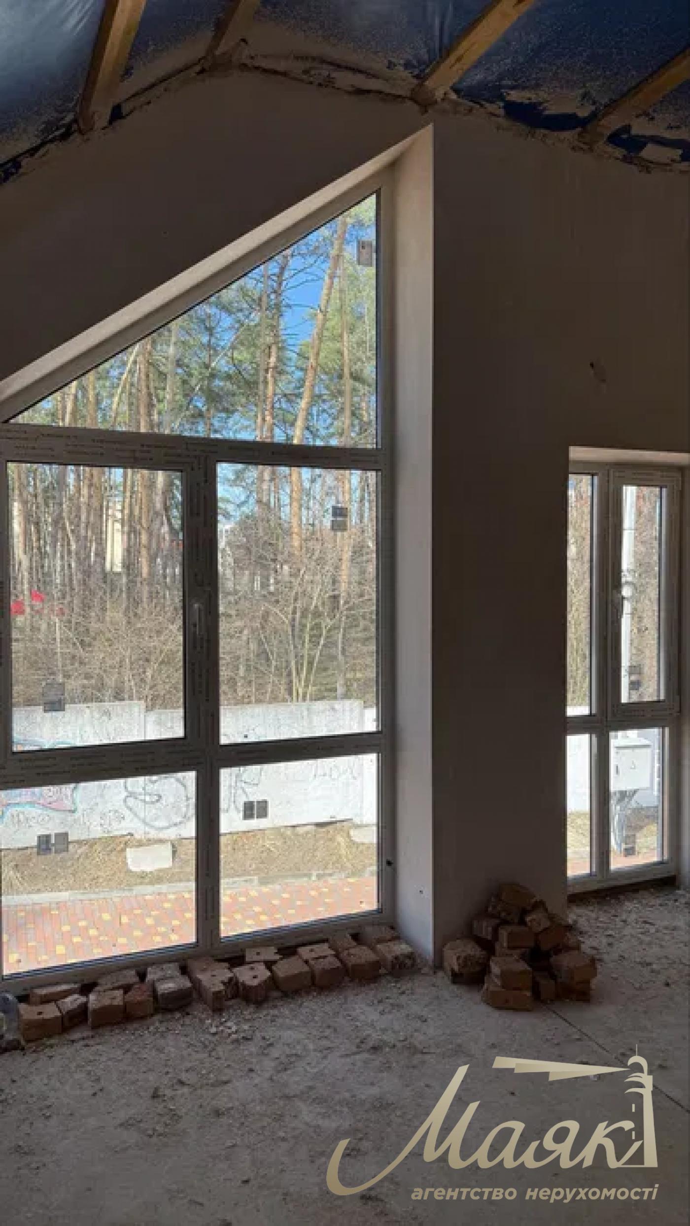 Продаж таунхауса з частковим ремонтом, 80 м2,Ірпінь