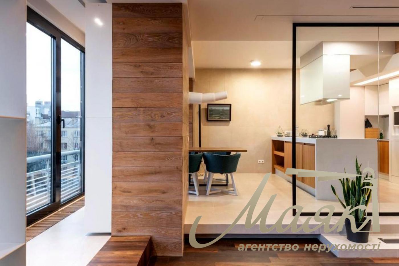 Аренда 3-комнатной квартиры в центре, пер. Виноградный