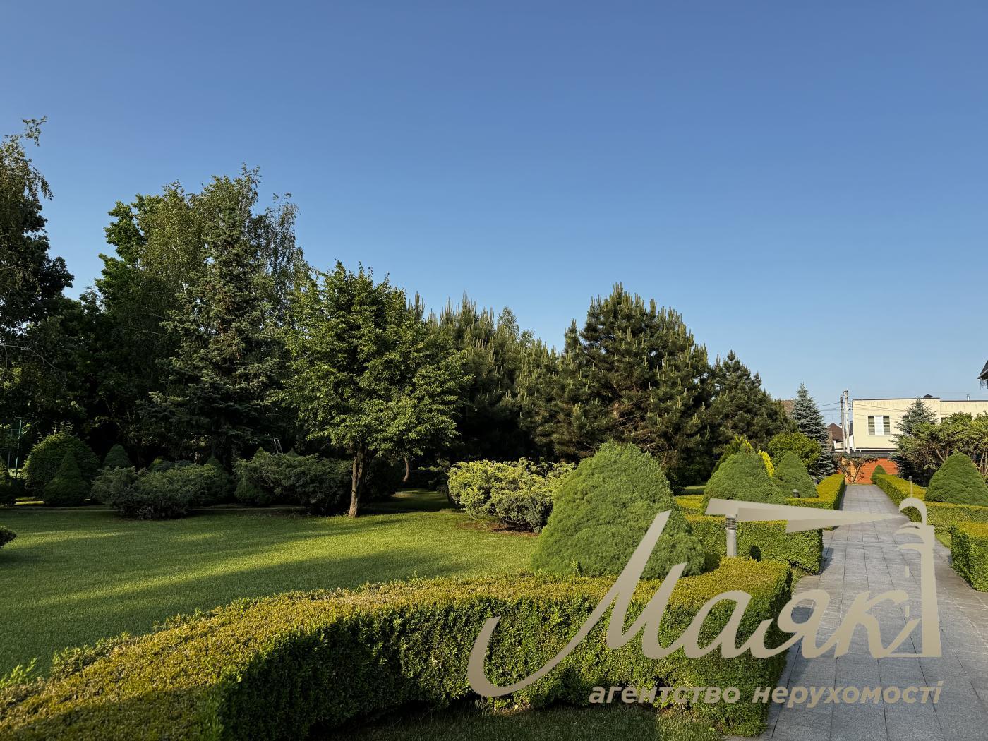 Оренда будинку 400 кв.м з тенісним кортом, великою зеленою територією | Бориспільський район| с.Гора