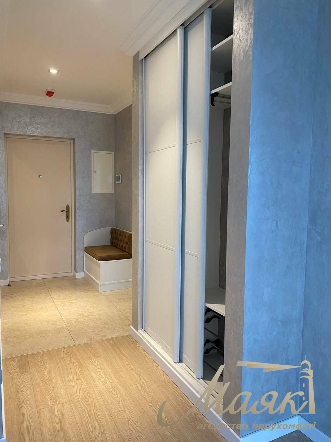 Sale of 2-room apartment in residential complex "Obolon Residences", 61 m2
