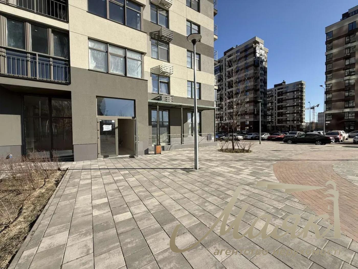 Аренда фасадного помещения 72 м.кв. ЖК Варшавский