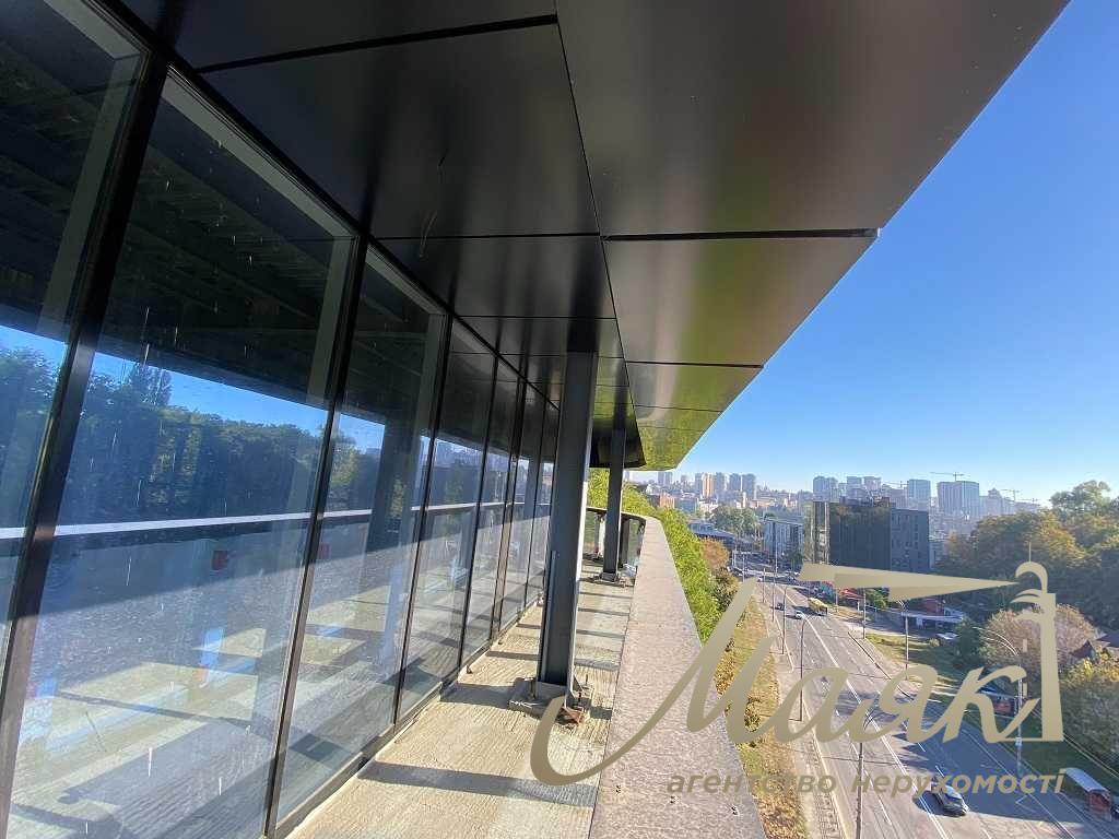 Аренда коммерческого помещения 2 200м2 ул.Протасов Яр 10, Соломеснкий район.