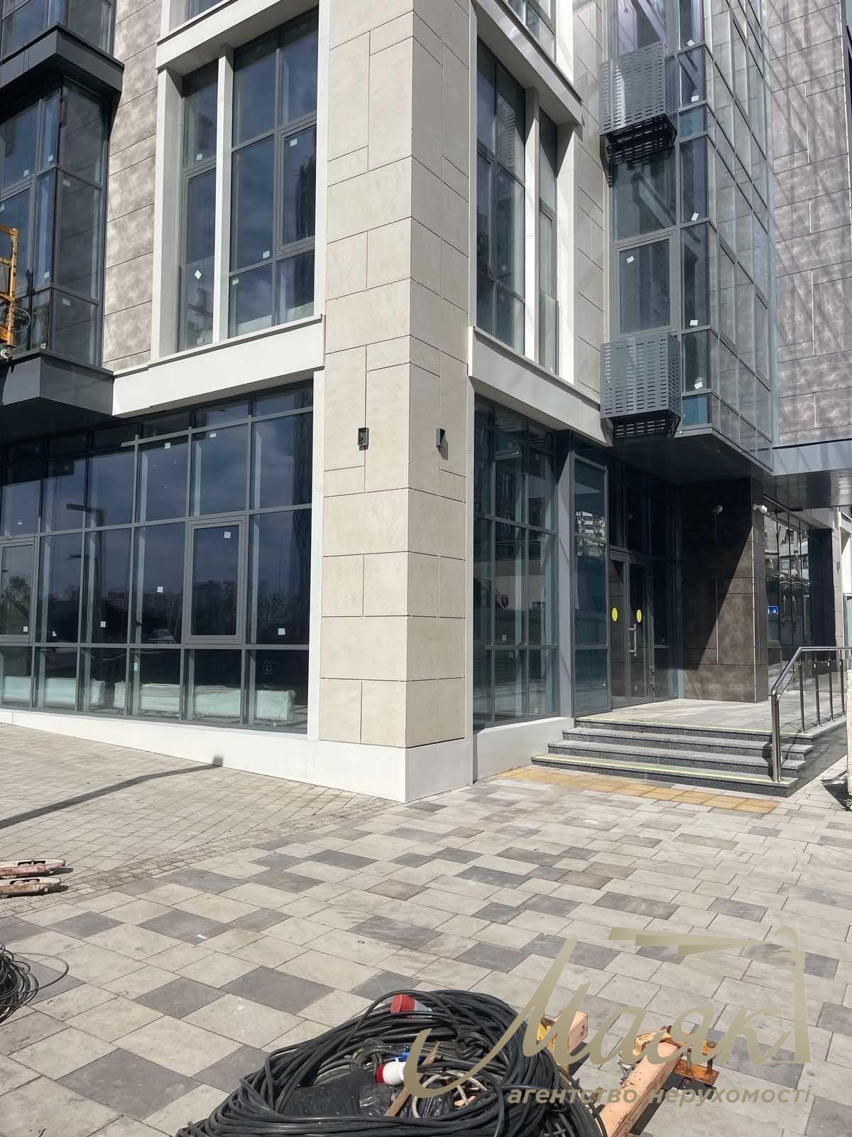 Оренда фасадного приміщення 182м2, ЖК Новопечерські Липки