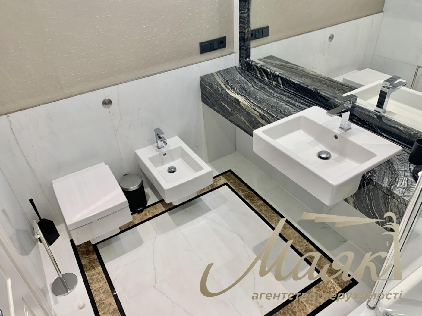 Аренда 1к 80м квартиры в ЖК Подвисоцкий, Печерский район