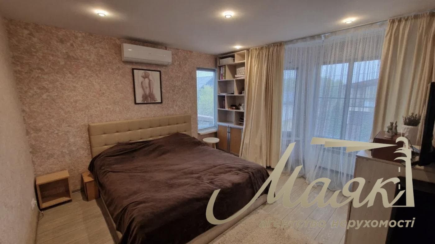 Оренда 2-поверхового будинку (100 м²) на 8 сотках землі в с. Гнедін