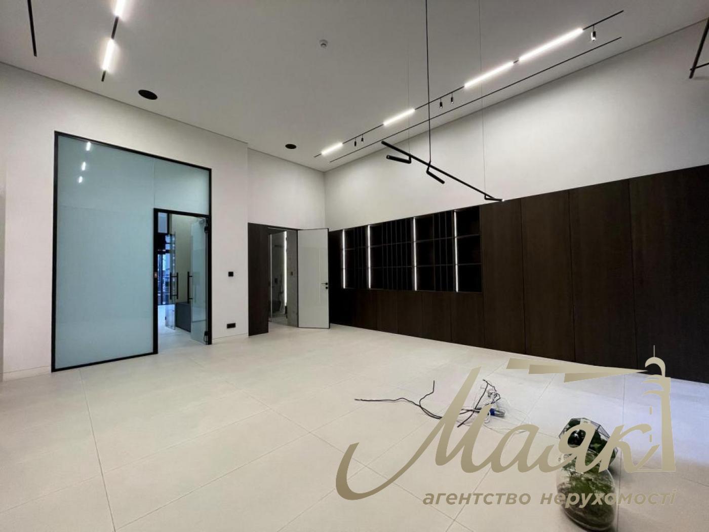 Оренда комерційного приміщення 267 м.кв ЖК Нова Англія