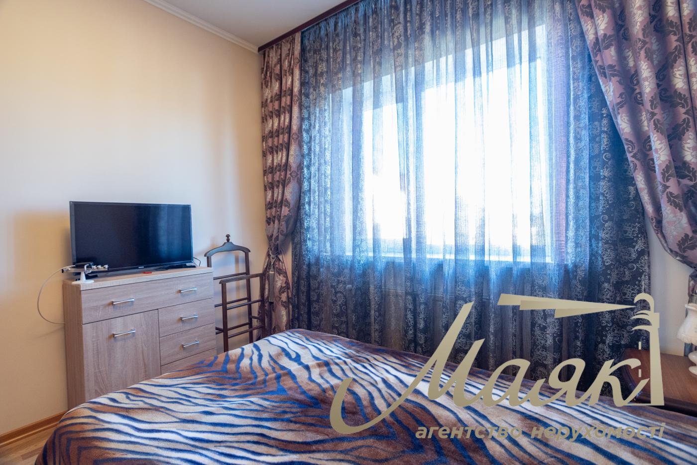 Продаж будинку Березівка, купити будинок в Березівці, будинок житомирское направавление купити, будинок з басейном купити Київська область