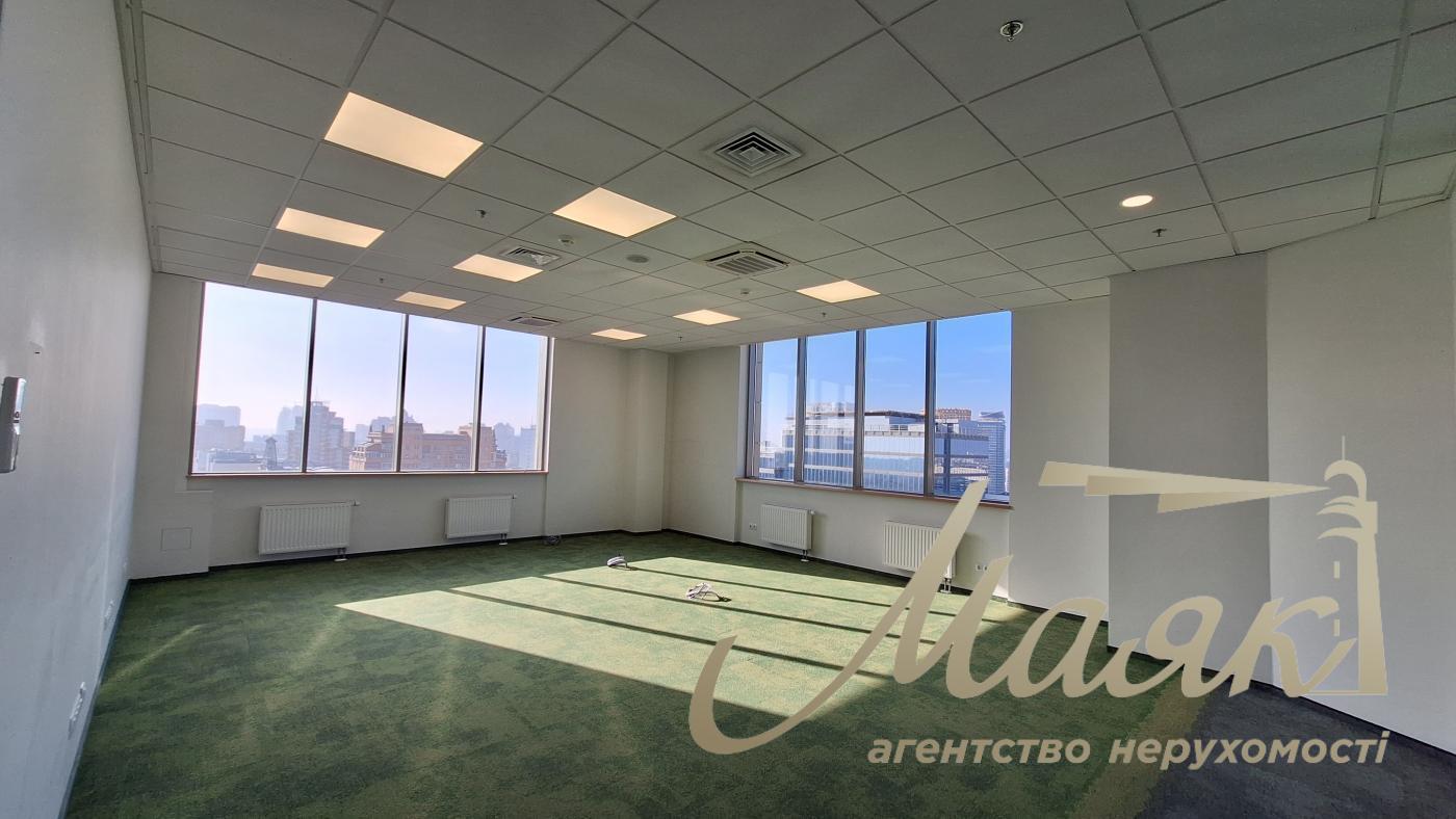 Оренда офісу 1373м2 в БЦ Сенатор, вул.Князів Острозьких 32/2, Печерськ.
