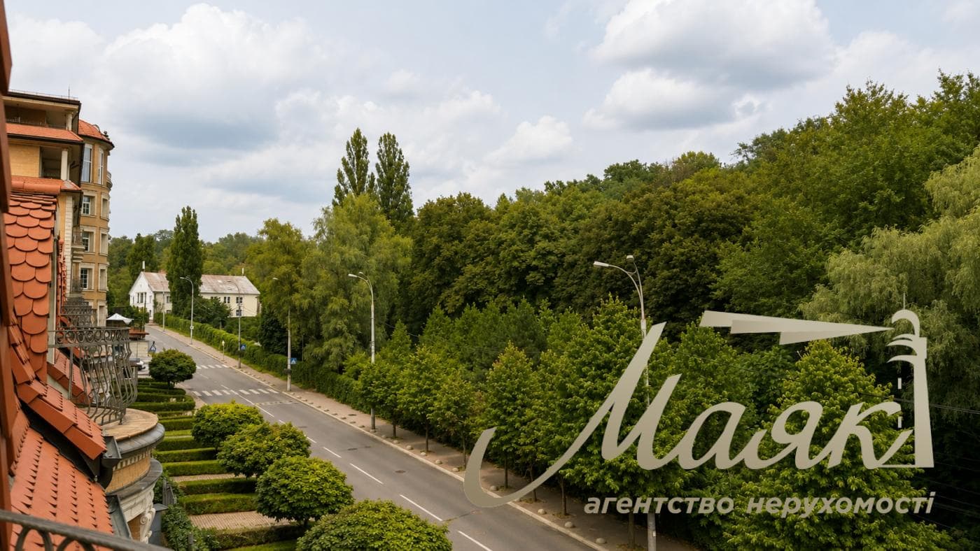 Оренда таунхауса площею 427 м² з видом на Ботанічний сад, Печерський район