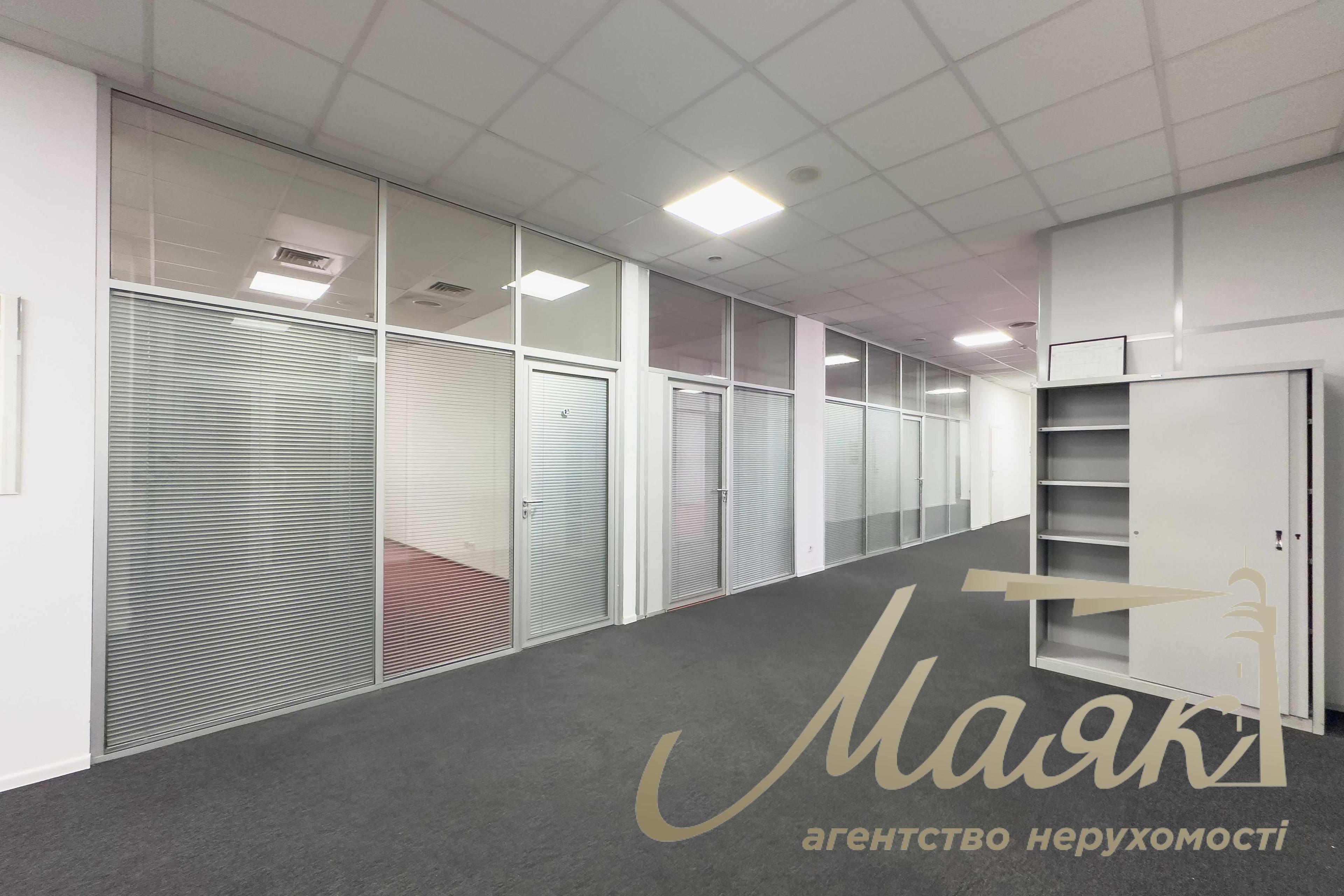 Office for rent in BC Satelit, Svyatoshyn, 1324 m2