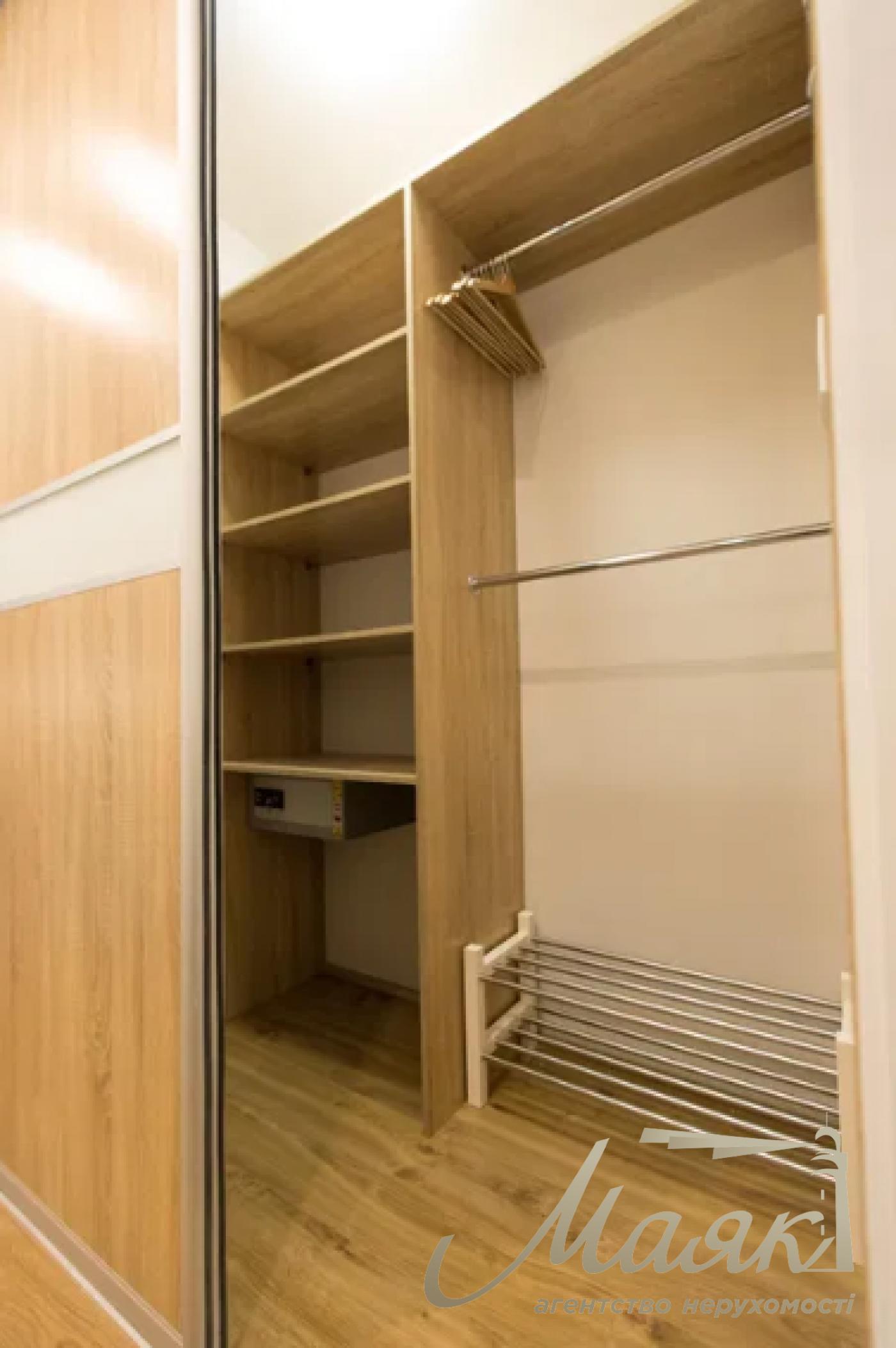Rent 1 bedroom apartment in LCD French Quarter 2, Pechersk district.