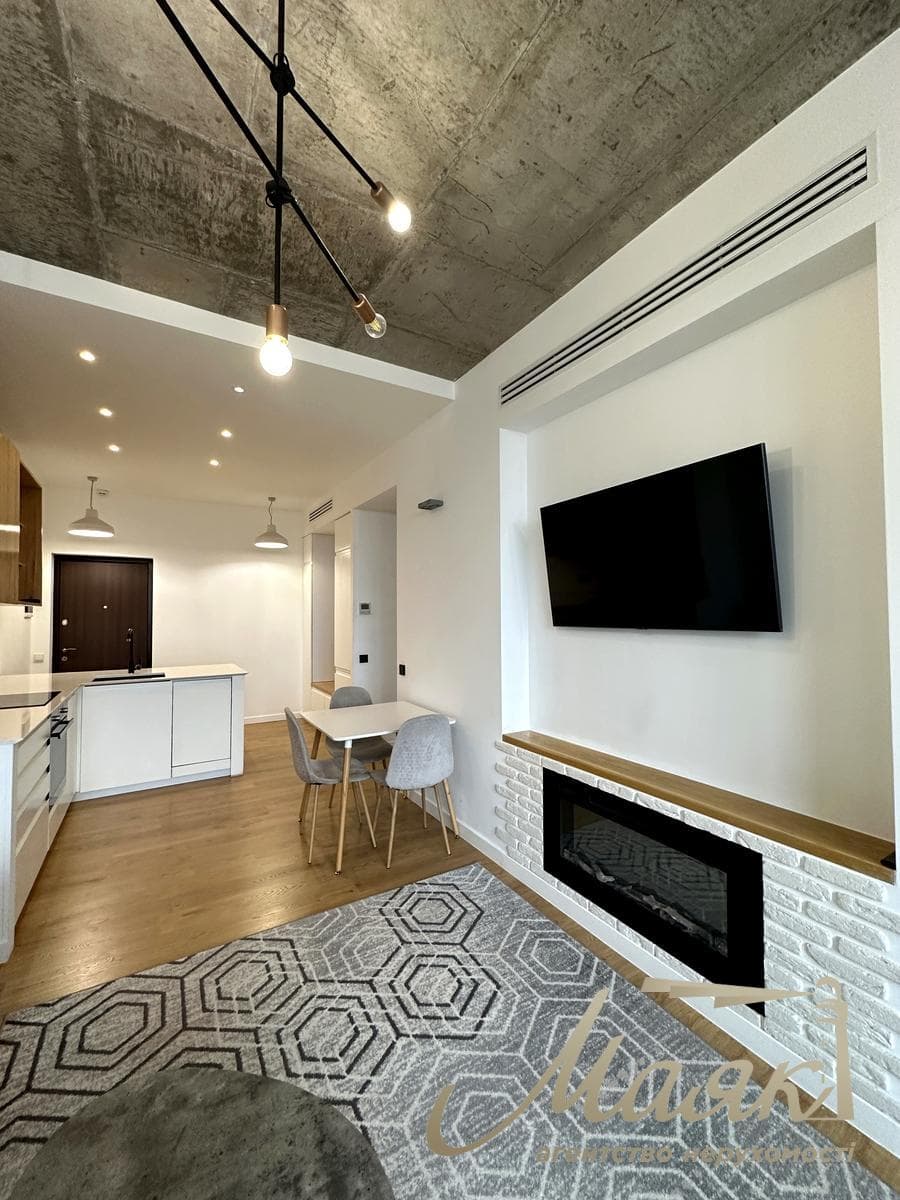 2-Bedroom Apartment for Rent in the Tetris Hall Residential Complex, Delovaya Street