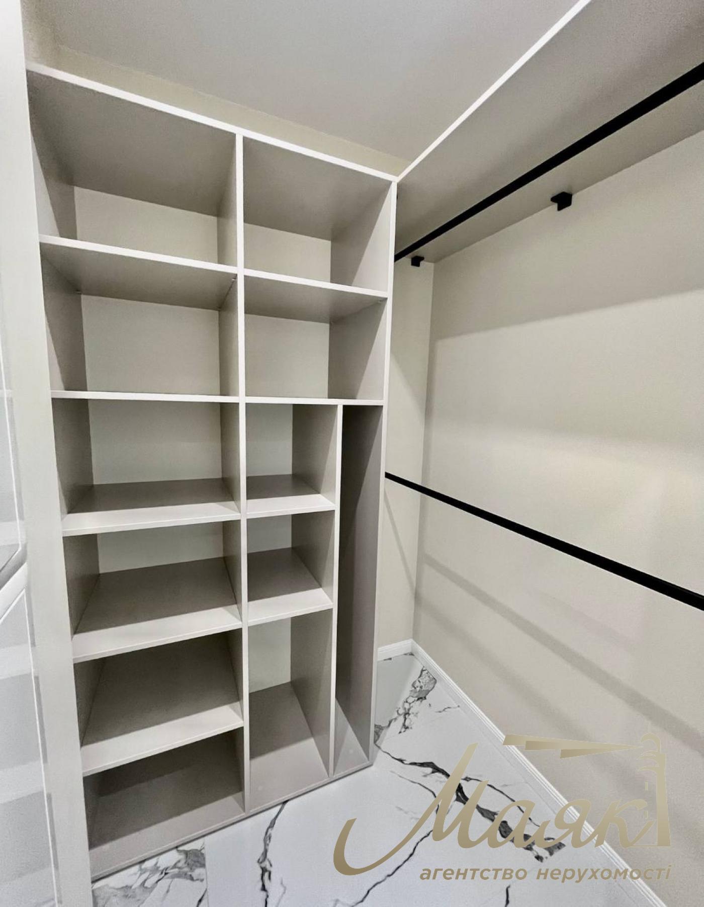 Продаж 2к квартири за переуступкою ЖК Русанівська Гавань, вул. Микільсько-Слобідська