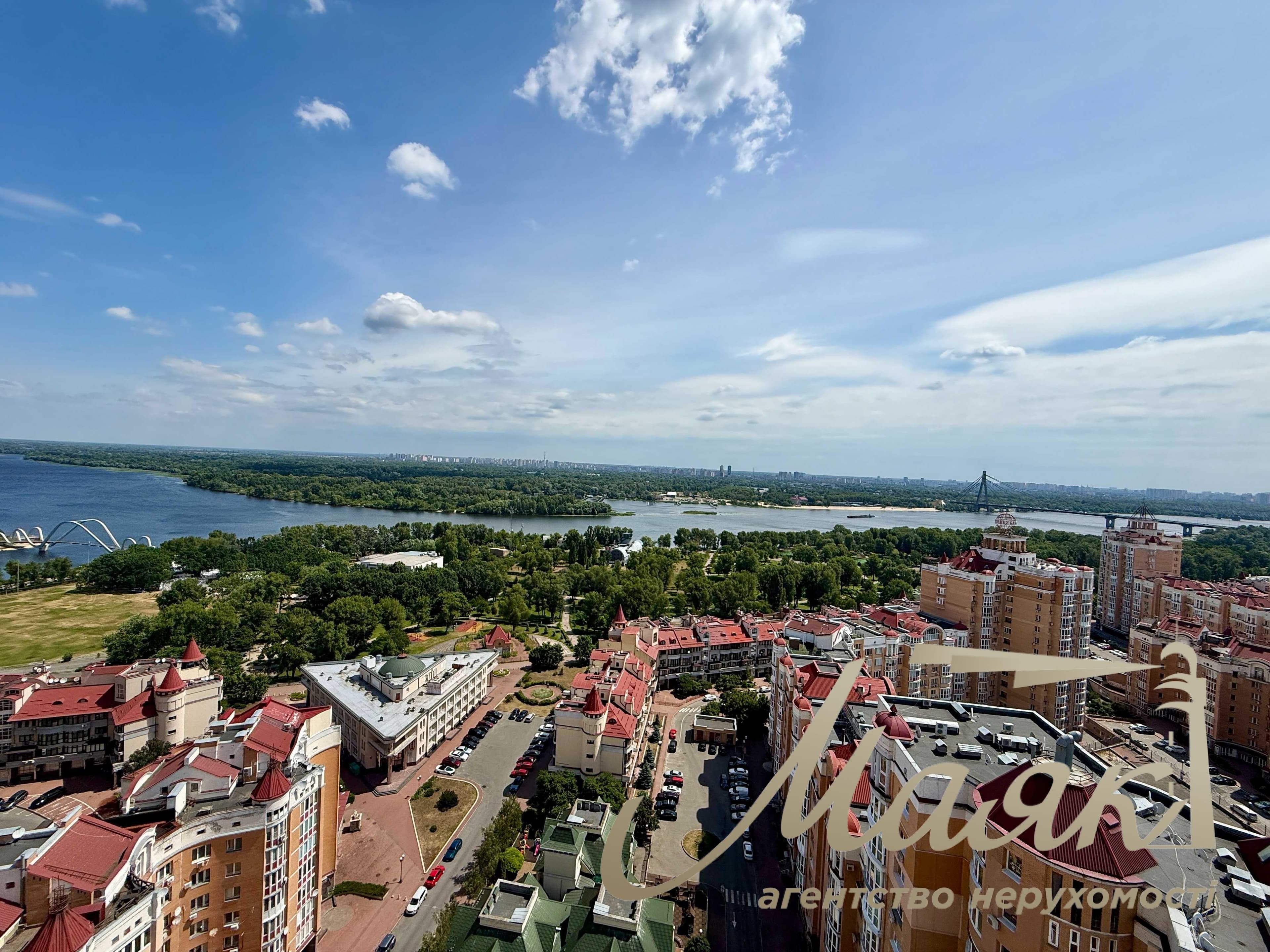 Продаж пентхауса площею 220 м² з дизайнерським ремонтом у ЖК «Оазіс», Оболонський район, парк «Наталка», ст. м. «Мінська»