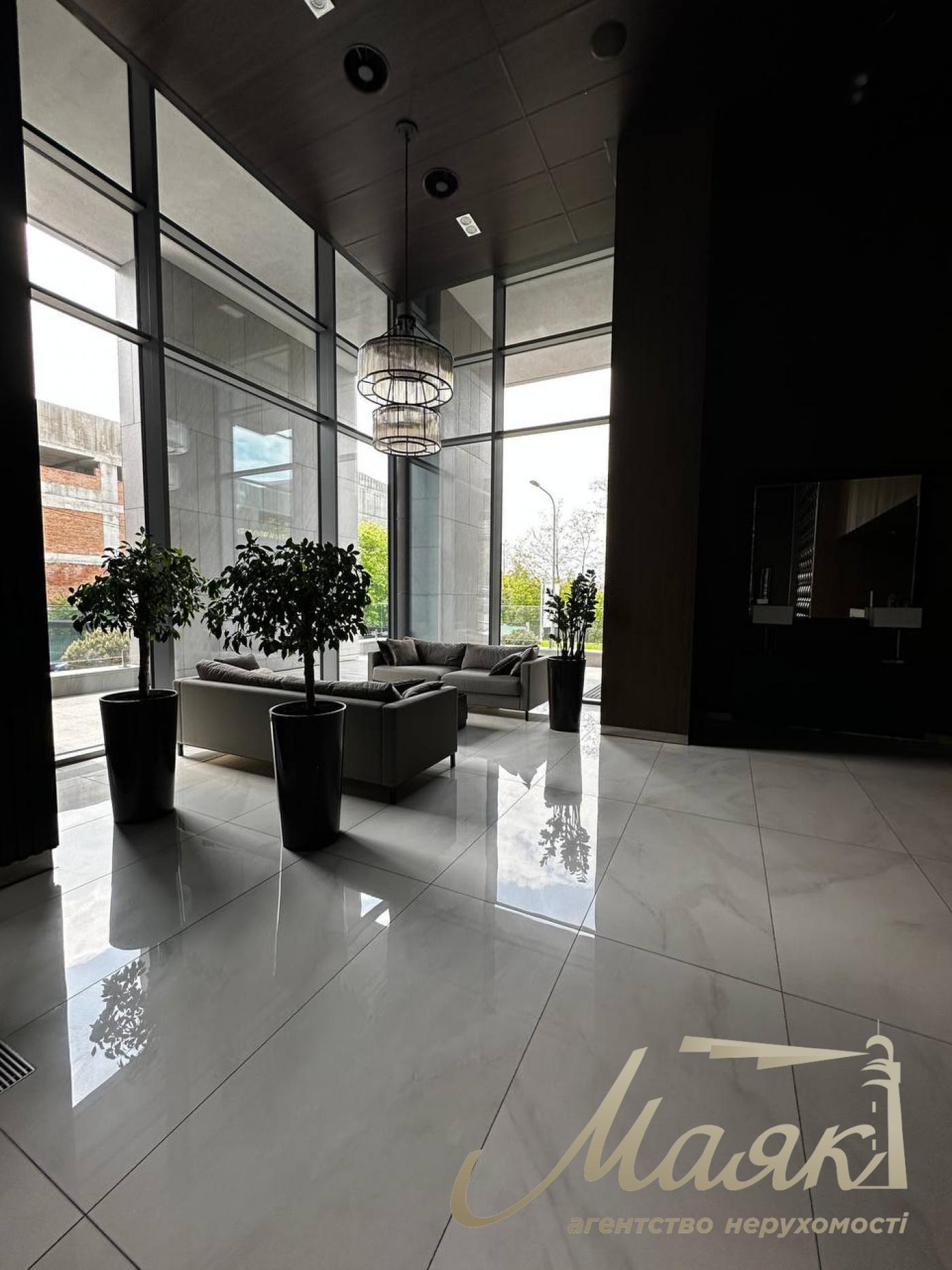 Sale of 4-room apartment 177m2+terrace in residential complex “Central park”