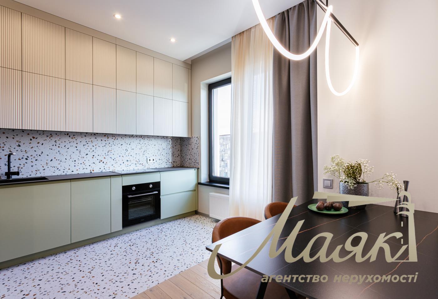 Продаж 3х-кімнатної квартири 86 м2 в ЖК "ЖК RESIDENT Concept House" Володимирська 86а, Київ