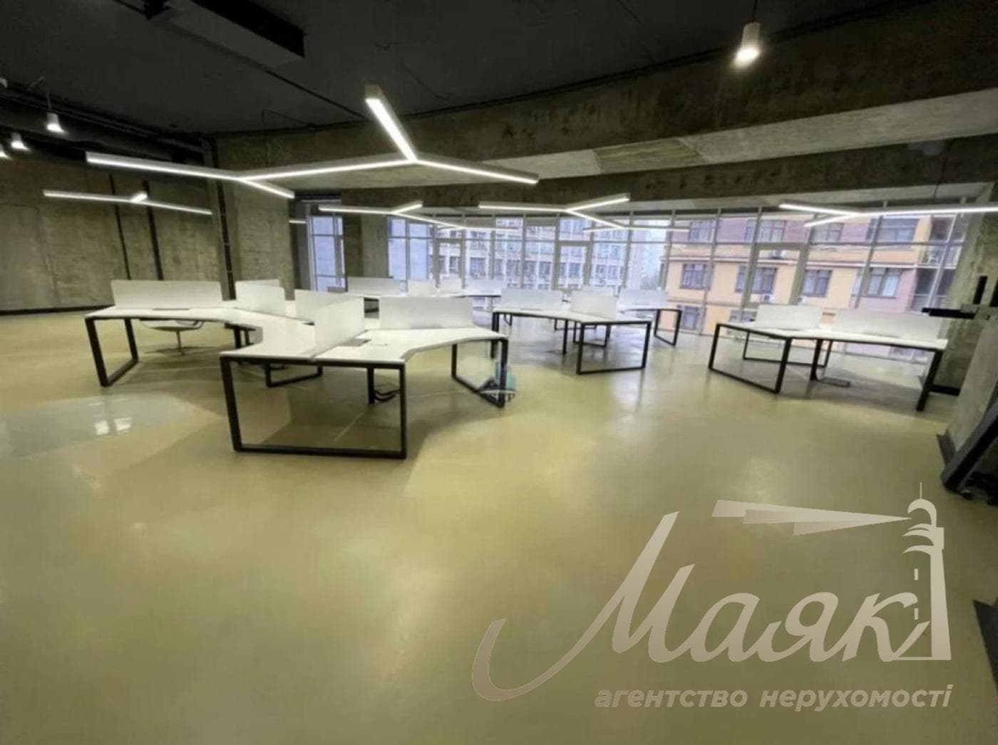 Аренда офиса 1000 м² в БЦ Волна, Печерск, Центр