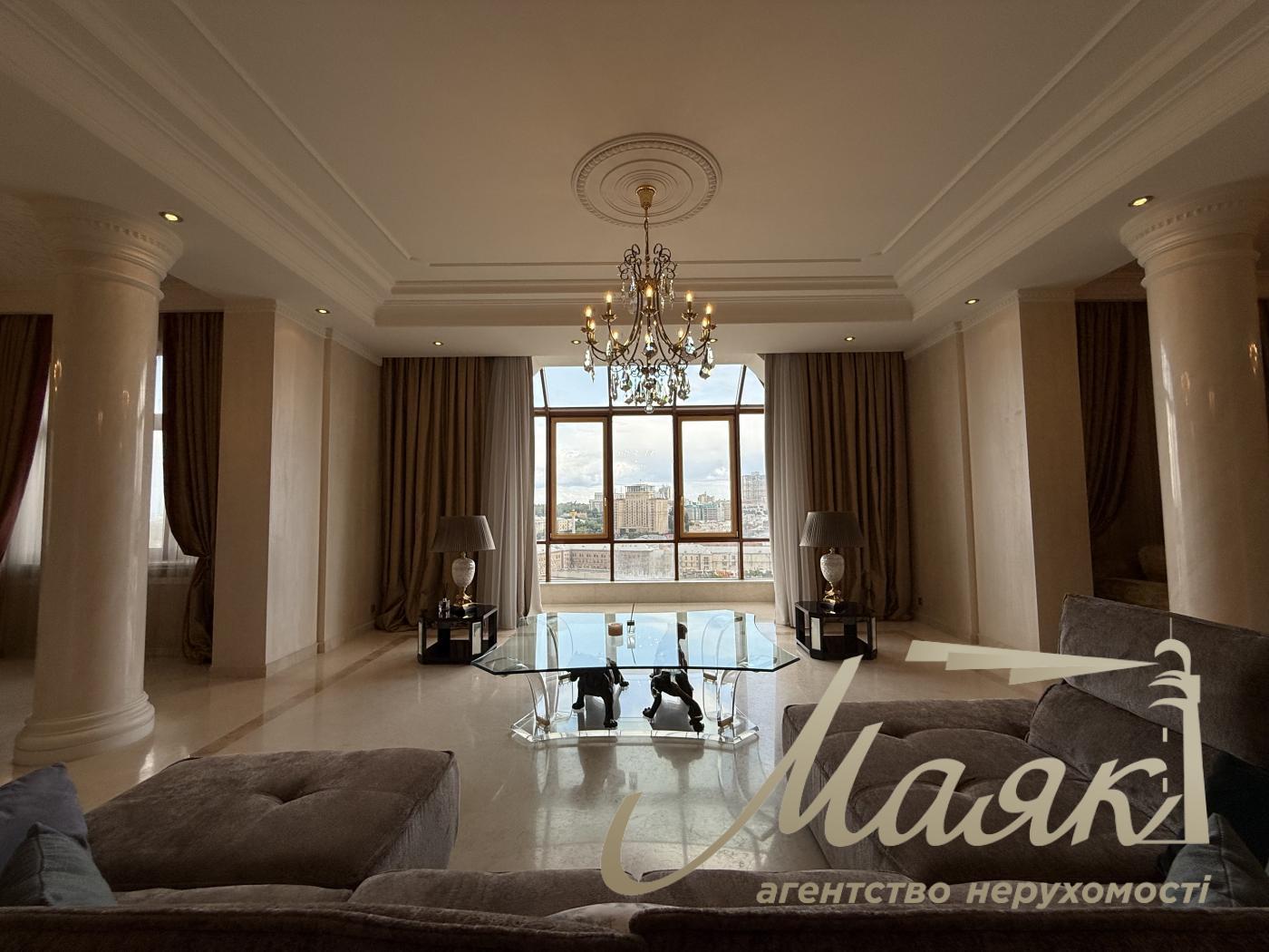 Аренда видовой 3к квартиры 245 кв. м на ул. Паторжинского 14, Центр, Шевченковский район