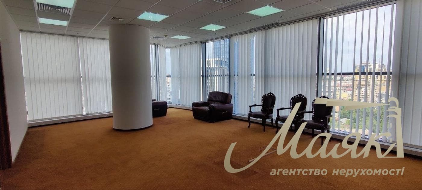 Оренда офісу площею 272,5 м² у бізнес-центрі «Парус», вул. Мечникова, 2, Кловська.
