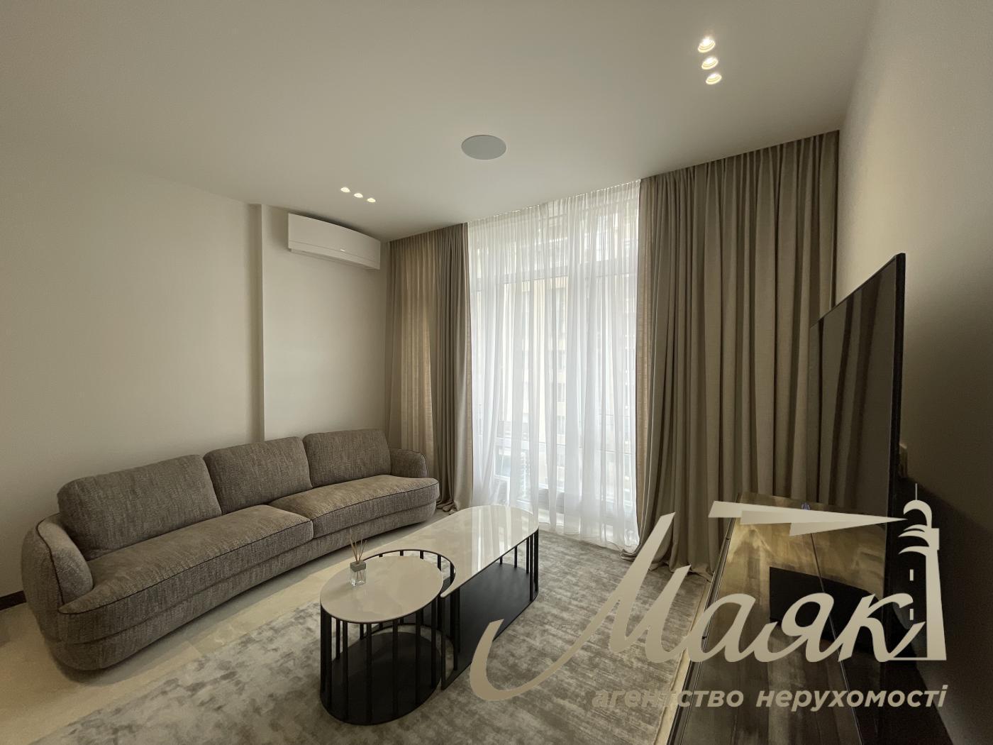 Rent 4-room apartment in Residential Complex Boulevard of Fountains, 5 Sapernoe Polye str.
