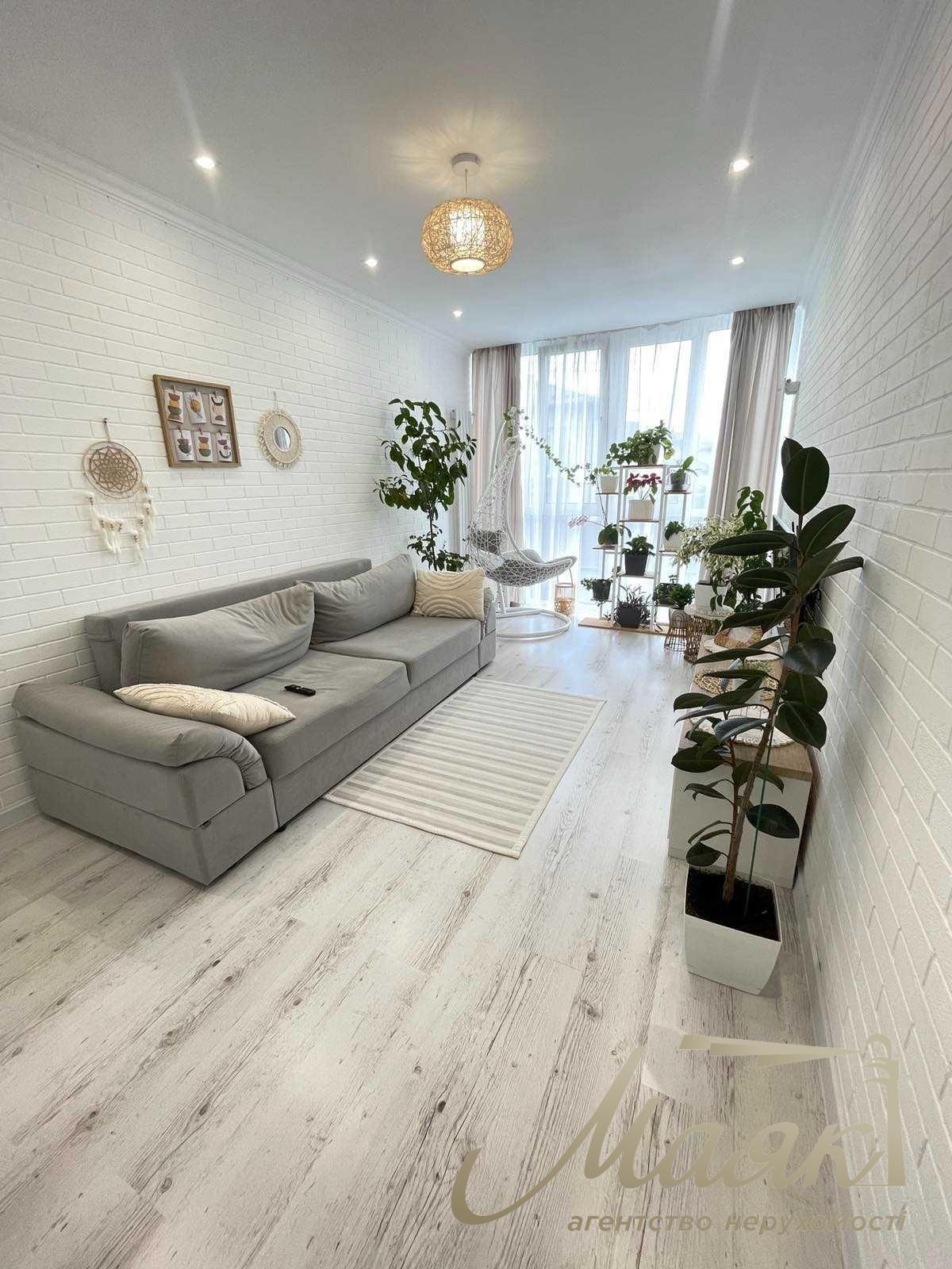 Продаж дуплексу з ремонтом 163 кв.м. село Гатне, Київська обл.