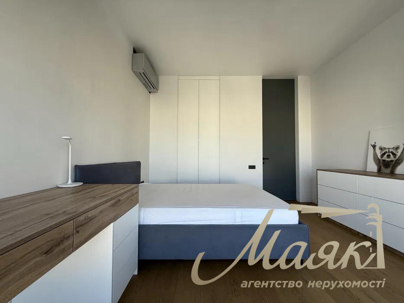 For sale 4k apartment Park Avenue VIP 120m Park Avenue Demeyevskaya Goloseevsky district nr