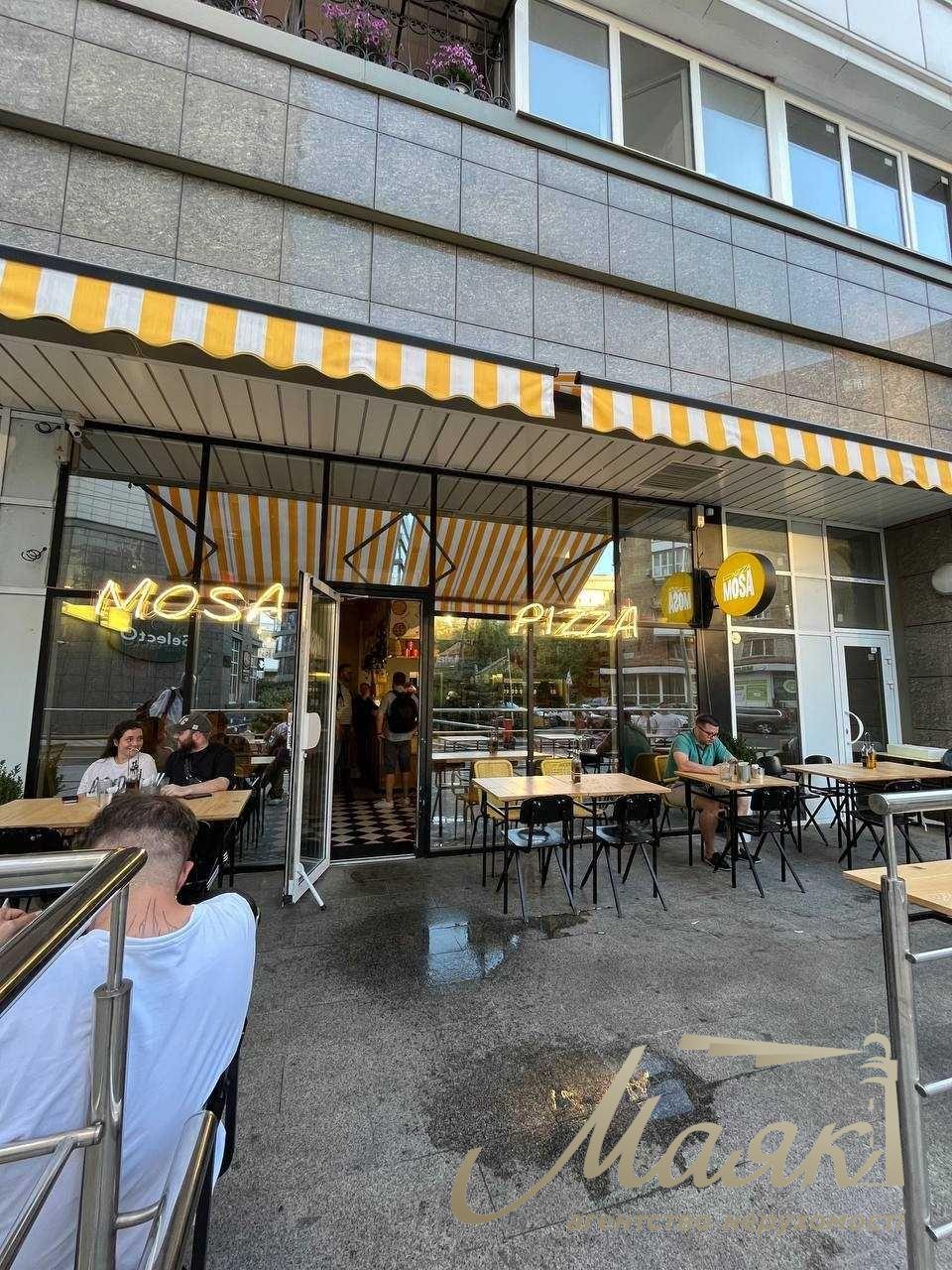 Оренда фасадного приміщення 73,7 м2 з терасою в ЖК Французький Квартал