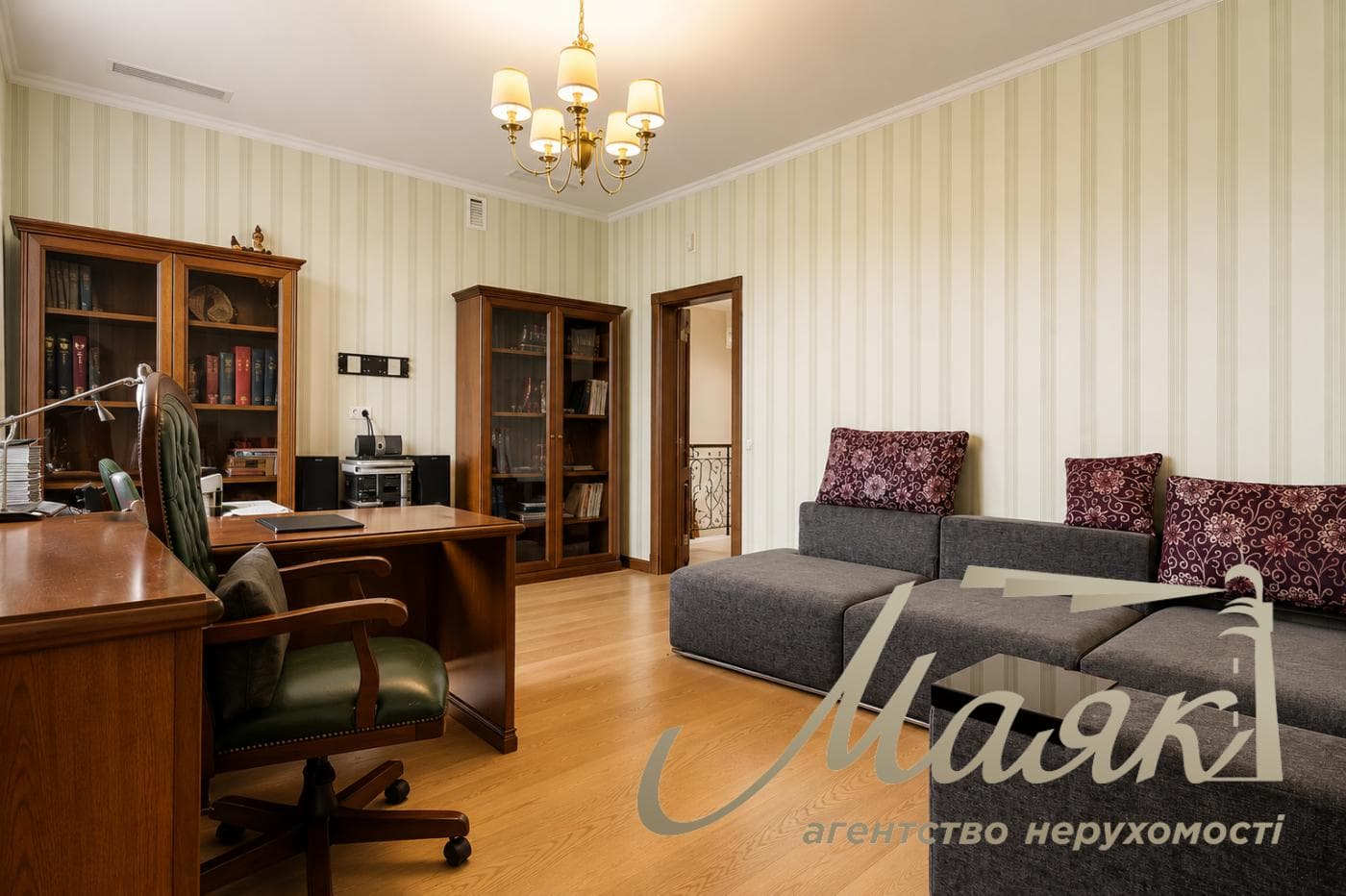 Sale of house 420 m2 in elite KG Solnechnaya Dolina, Romankov