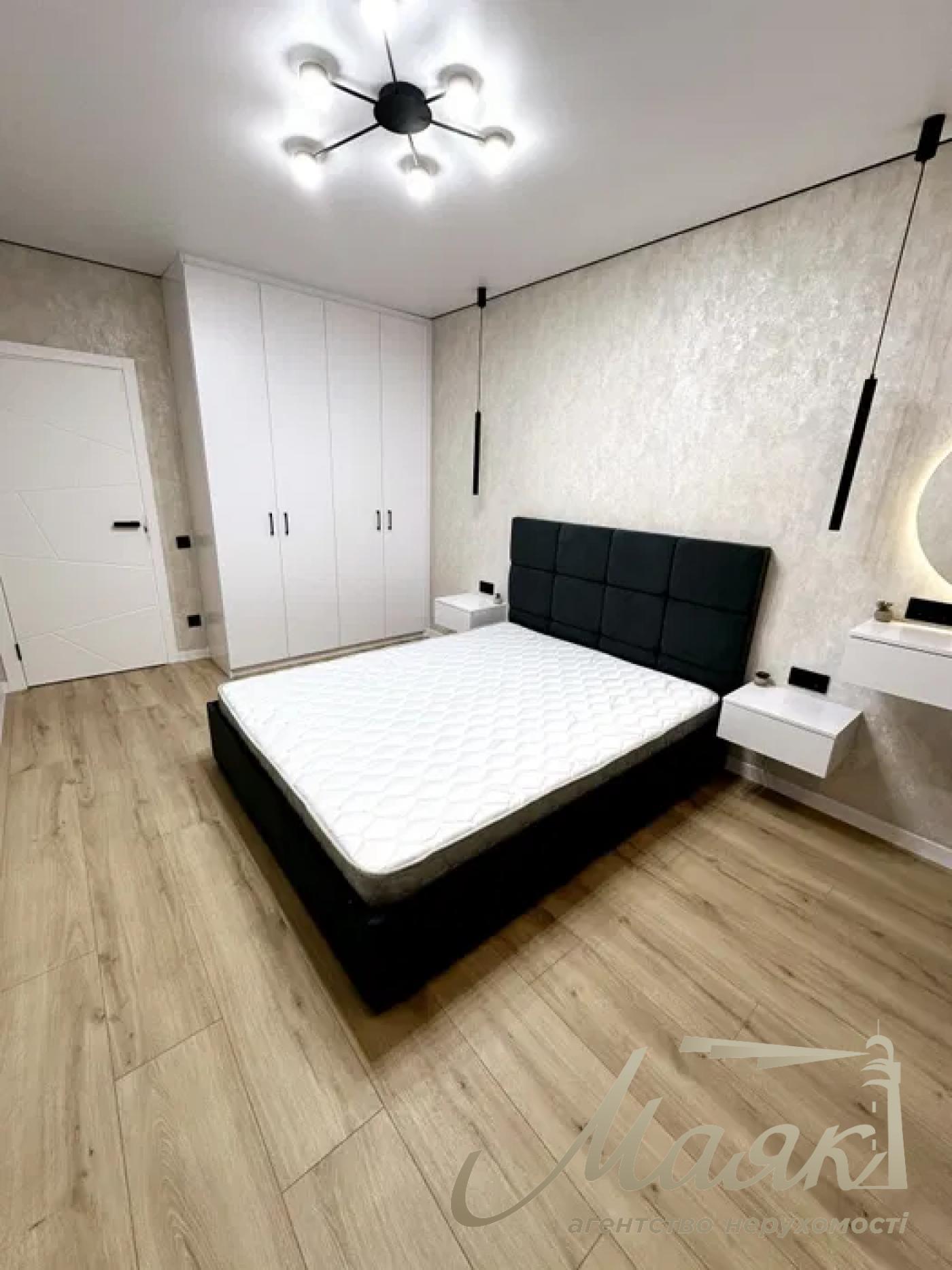 Продажа 1-комнатной квартиры ЖК Варшавский-2, Виноградарь