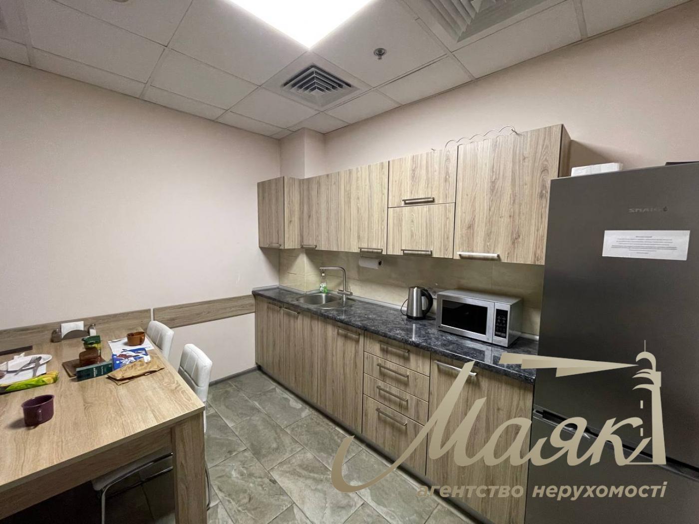 Office space for rent 750m2, Stusa st., Akademgorodok