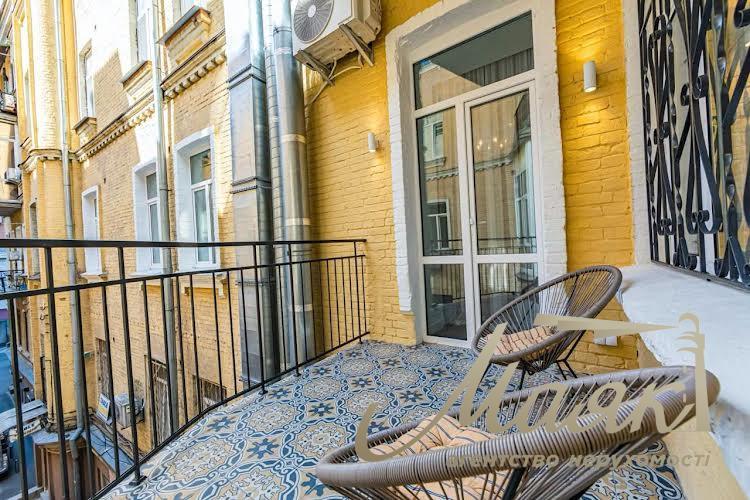 Apartment for sale 70m2 Saksaganskogo str. 15, Shevchenko district, Center