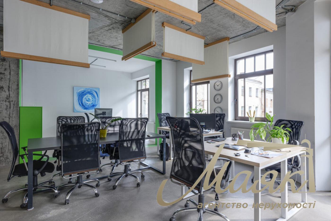 Rent office 130 sq.m. on Vozdvizhenska street 51, Podol