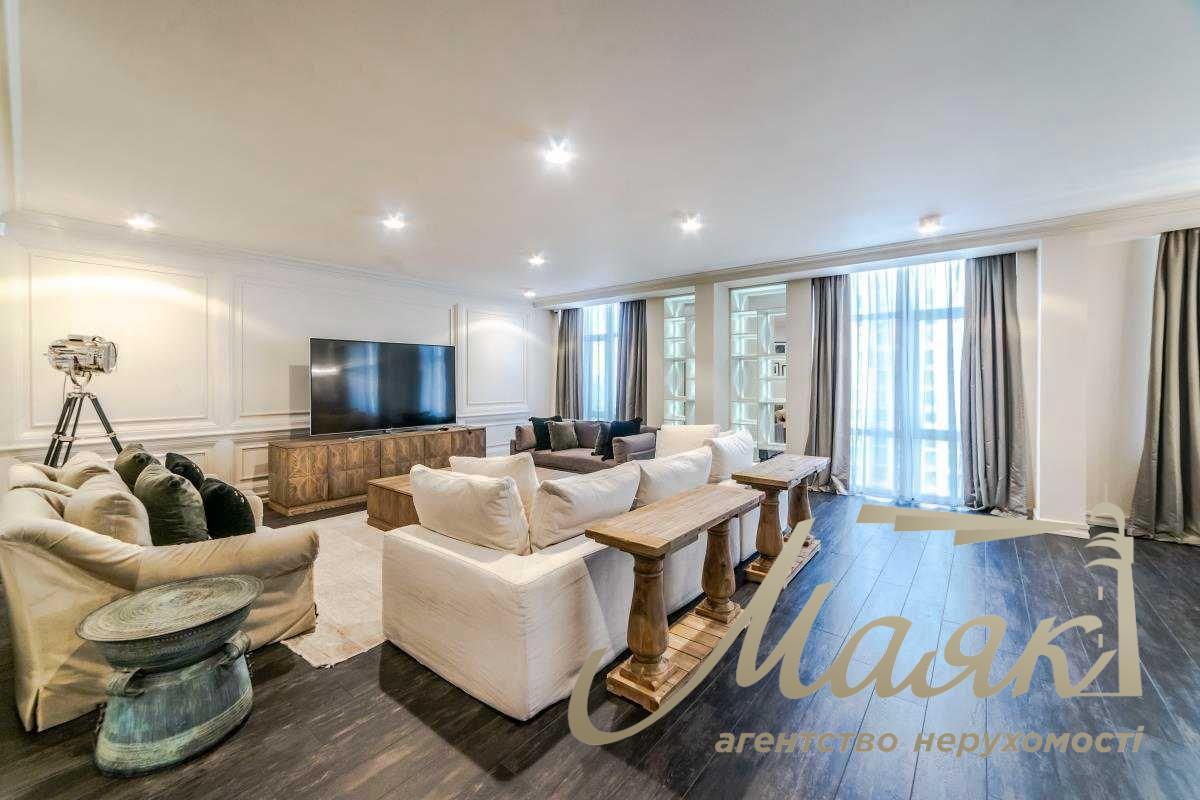 For sale 9-room penthouse with terrace in LCD "Novopecherskie Lipki", Pechersky district, Kiev, 660 m²