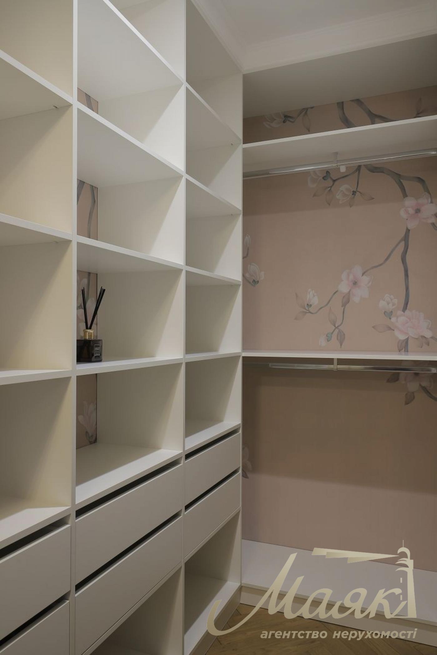 Продаж 3к квартири в ЖК Новопечерські Липки