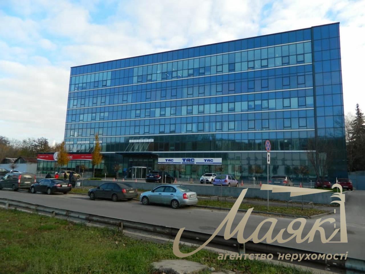 Business center Stolichny, retail and office area 350 m2