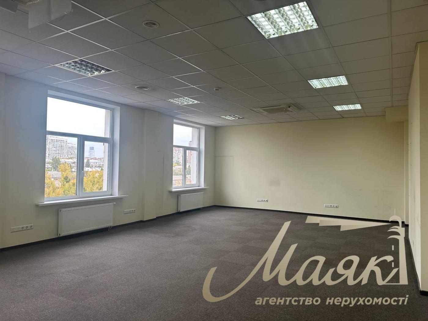 Оренда офісу 914м2 по вул.Міхновського, Звіринецька
