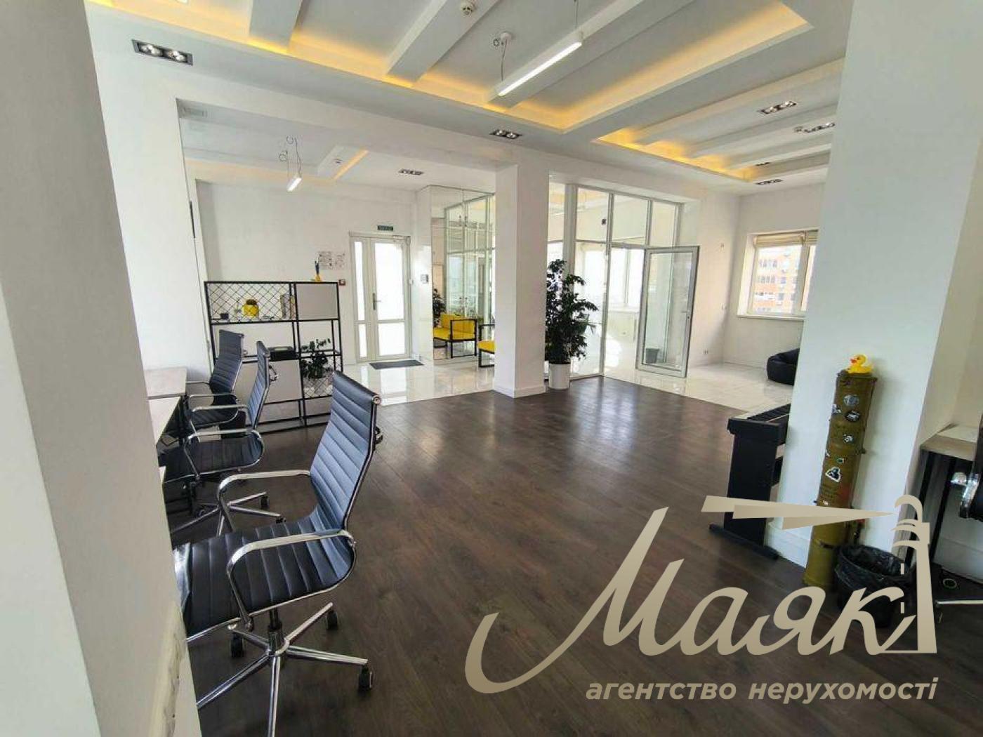 Office for rent 96m2 on Barbusa street 5-A, Olimpiyskaya Street