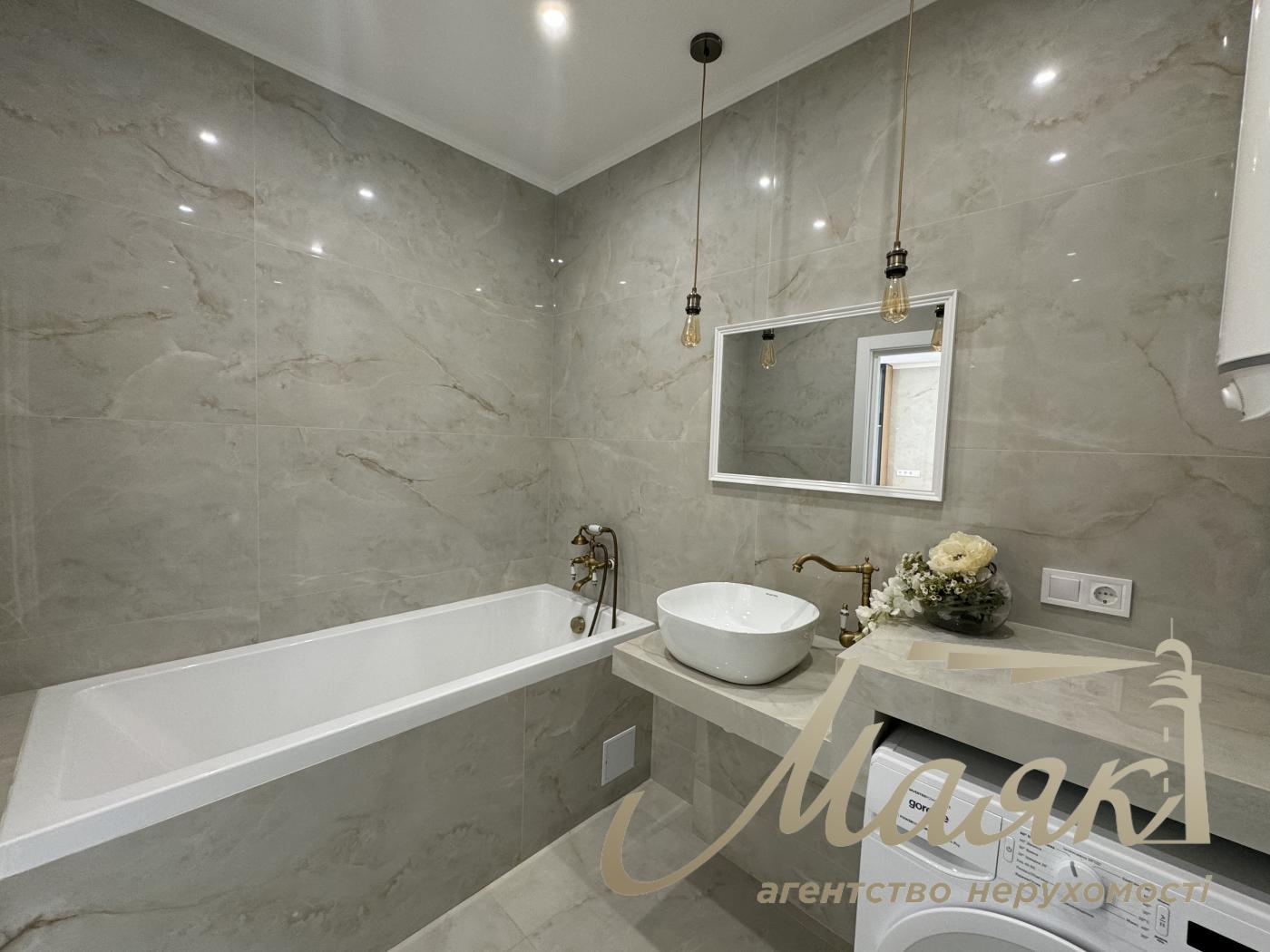 Sale of 1-room apartment in the Great residential complex, Dneprovskaya Embankment
